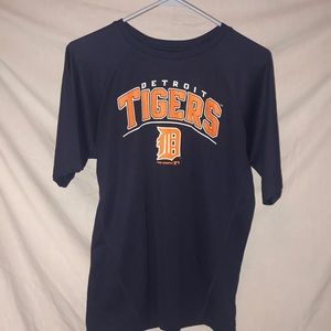 Detroit Tiggers baseball team shirt